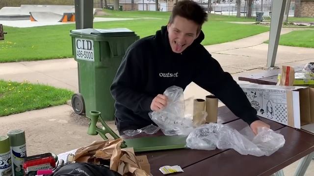 OUTSET + NORTH SCOOTERS UNBOXING! смотреть онлайн