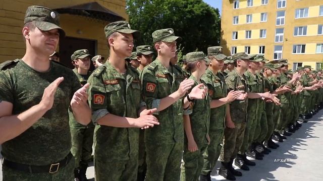 Поступай в Суворовское училище! смотреть онлайн