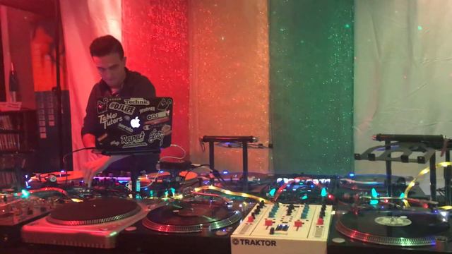 Honey Pot Bass Presents: Reggae Night with DJ Mur смотреть онлайн