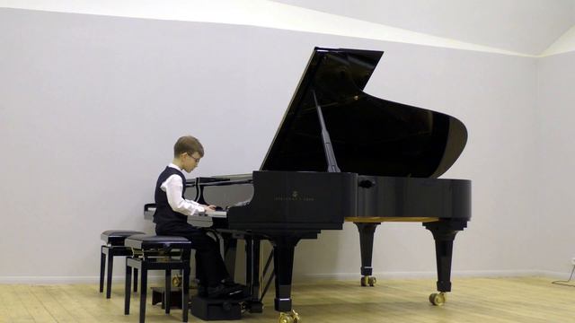 1) Бах. Маленькая Прелюдия 2) Гендель. Прелюдия Соль мажор 3) Шопен. Cantabile 4) Гайдн. Соната 42 смотреть онлайн
