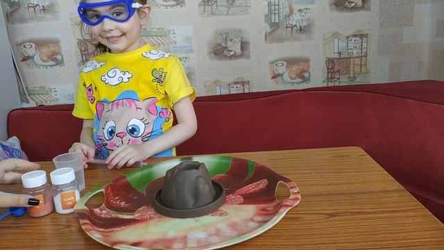 🔥🔥🔥ИЗВЕРЖЕНИЕ ВУЛКАНА опыты для детей🌋| The eruption of the VOLCANO experiments for kids смотреть онлайн