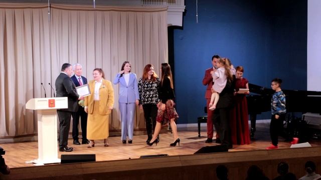 Владимир и Татьяна Шуваловы смотреть онлайн