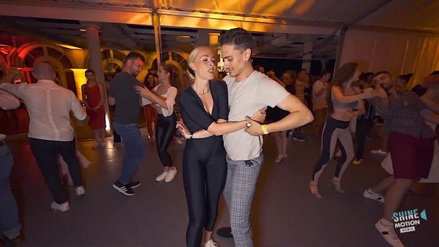 Marius & Zoe | Sunny Bachata Week смотреть онлайн