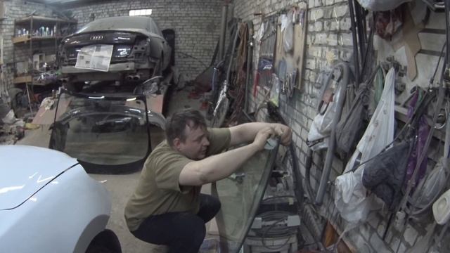 Вклейка стекла. (Избитая тема). смотреть онлайн
