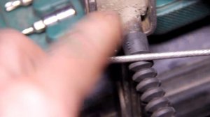 100 % решение, чтобы тросик ручника не перемерзал и не клинил  #toyotahiluxsurf #своимируками