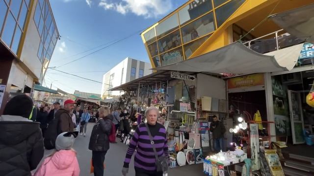 Центральный рынок Кишинёва: съёмка запрещена смотреть онлайн