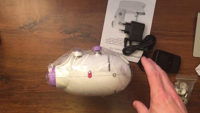 Классные ШЛАНГ И ШВЕЙНАЯ МАШИНКА смотреть онлайн