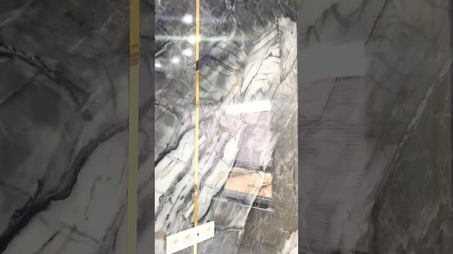 Гибкий мрамор Гибкие мрамор Установка гибкий мрамор рейка панель процесс работы латунные интерьер смотреть онлайн