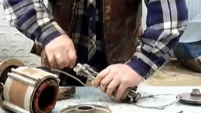 Агидель. Замена подшипников и сальников.Часть 1. смотреть онлайн