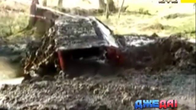 Видео Восстал из грязи Или мастер класс по оффроуду Автоновости Страница Видео ТСНua смотреть онлайн