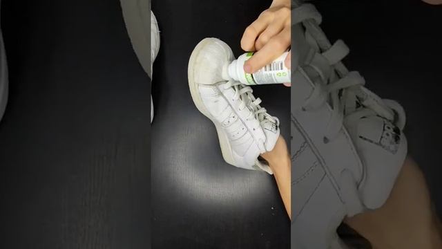 Чудеса краски для обуви! Жёлтые кеды снова стали белыми спустя много лет) смотреть онлайн