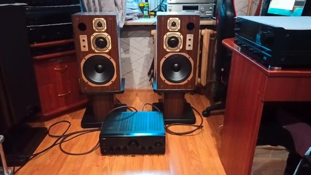 Kenwood KA-7050R and Coral DX-5. смотреть онлайн
