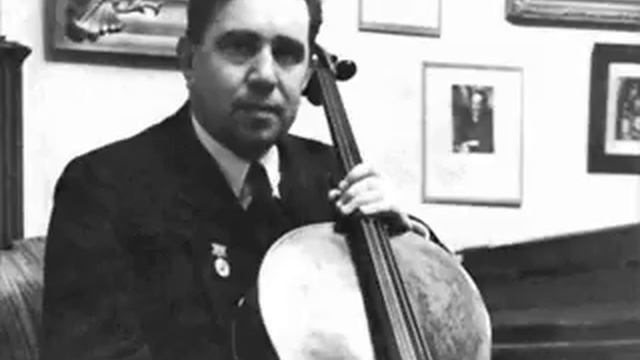 Sviatoslav Knushevitsky plays Tchaikovsky Rococo Variations. смотреть онлайн