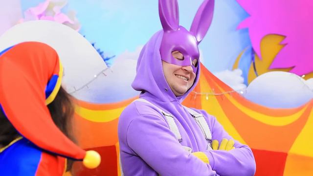 Экстремальные прятки челлендж! Удивительный Цифровой Цирк в реальной Жизни! Pomni пропала!