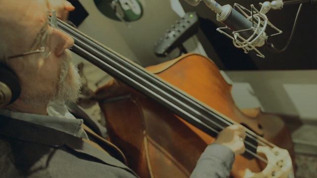 Quai Des Brumes & AMF String Quartet "Ma Première lettre" смотреть онлайн