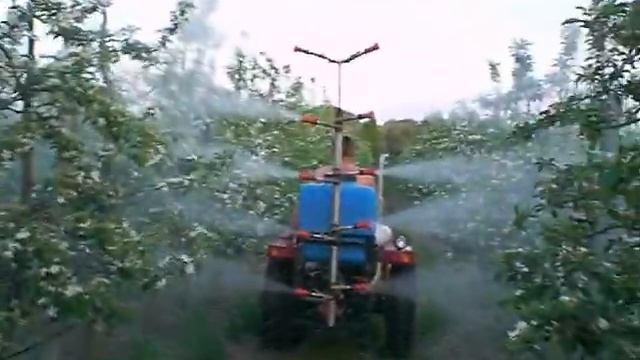 синтай 160,с садовым опрыскивателем.AVI смотреть онлайн