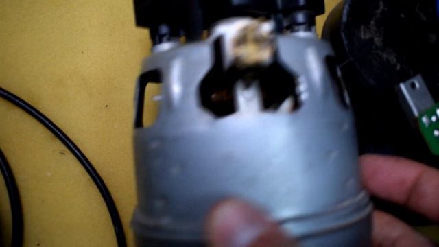 Ремонт пылесоса BOSCH LOGO 2100 W смотреть онлайн