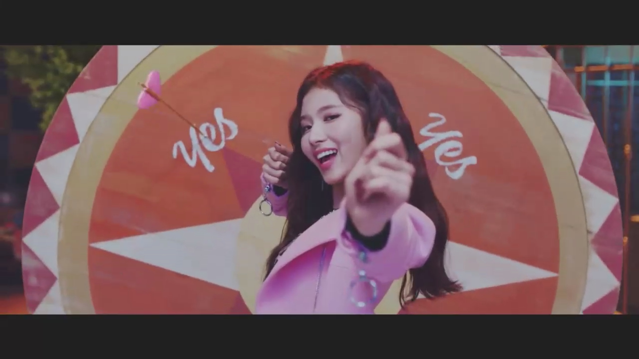 TWICE _“YES or YES_“ M_⁄V смотреть онлайн