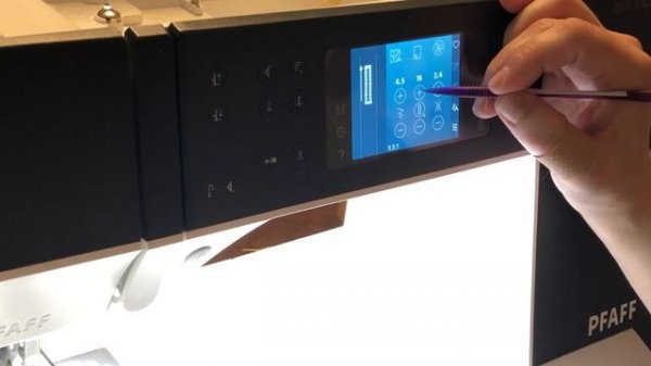 PFAFF Expression 720 Demo