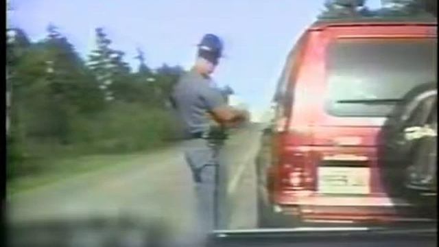 Angry driver meets bad cop.mp4 смотреть онлайн