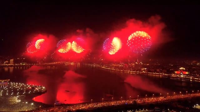 Фейерверк в Казани с коптера. День Республики. 30.08.2021. Большой Праздник. смотреть онлайн