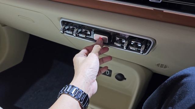 In Depth Tour GWM Ora 03 [ES11] - Indonesia смотреть онлайн