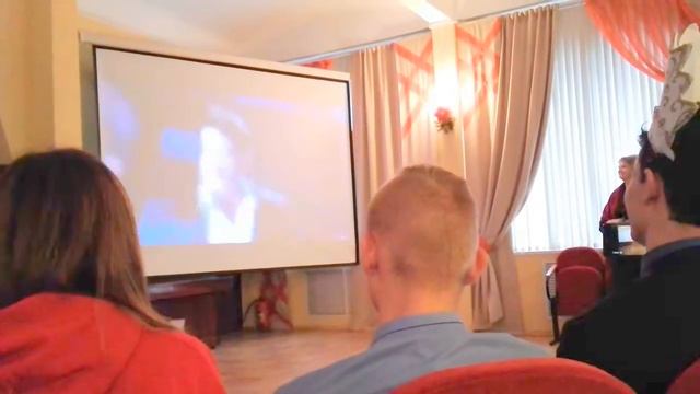 Батл караоке. Учителя против школьного совета смотреть онлайн