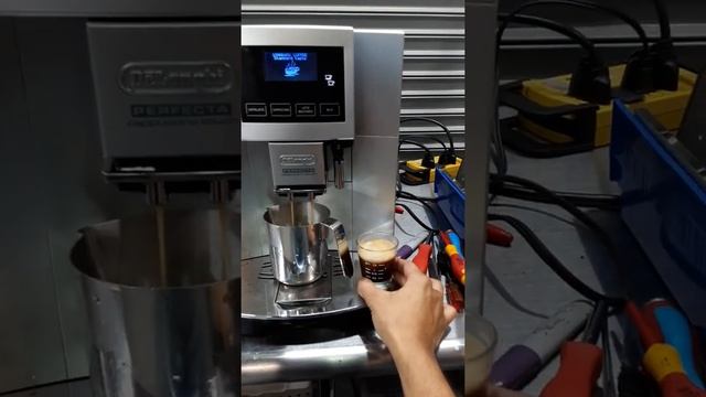 New water pump and tune-up - Delonghi Perfecta - 3616 test смотреть онлайн