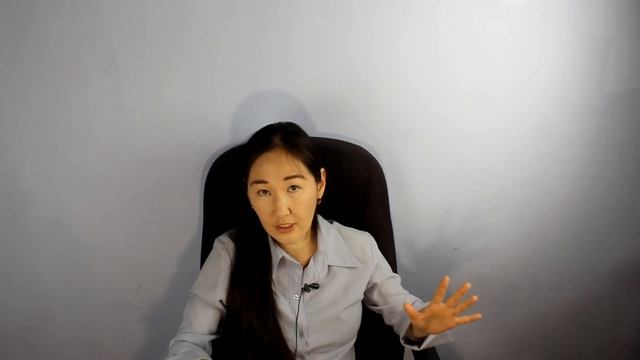 Чем женщина отталкивает мужчину? смотреть онлайн