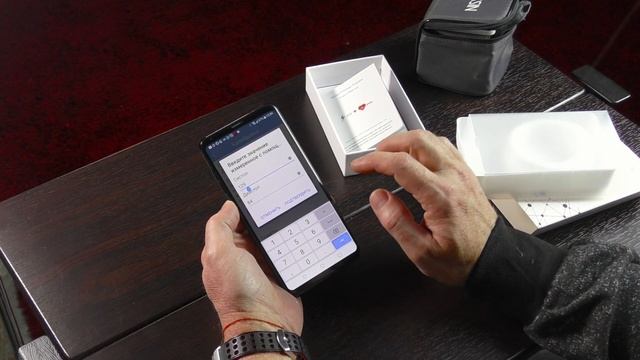 Фитнес браслет с функцией измерения кровяного давления. смотреть онлайн