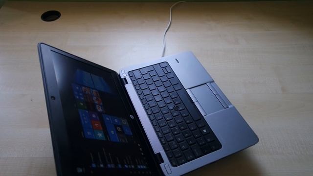 Hp Elitebook 820 G1 - Promo video - Laptopozz.hu смотреть онлайн