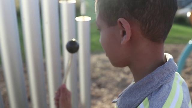 Rhapsody® Outdoor Musical Instruments - Intro - Freestanding Play - Landscape Structures смотреть онлайн