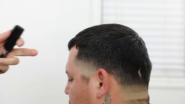 TAPER FADE TUTORIAL! BARBER TUTORIAL!!! смотреть онлайн