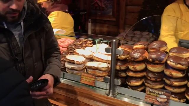 #Wien #weihnachten #rathaus #christkindmarkt #vienna 2018 смотреть онлайн