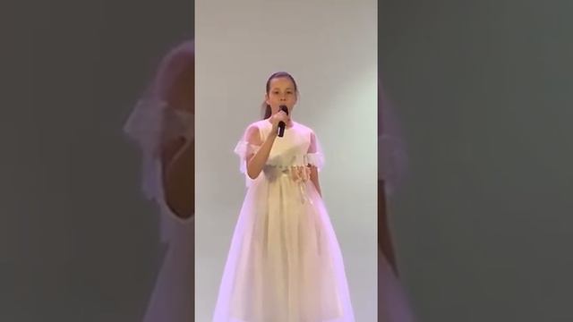 "До свидания, мальчики" Булат Окуджава. София Корчагина, 11 лет смотреть онлайн
