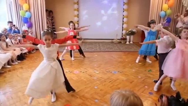 "Танго на выпускном" смотреть онлайн
