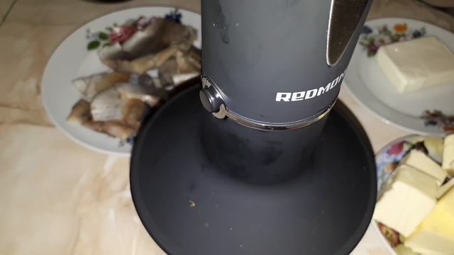 Вкуснейшая намазка на хлеб из простых продуктов. Перекус за 5 минут смотреть онлайн