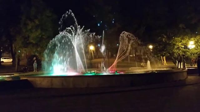 Поющий фонтан в Пятигорске смотреть онлайн