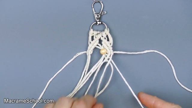 DIY 4 MACRAME KEYCHAINS | LOW COST TO MAKE | NEW PATTERNS смотреть онлайн