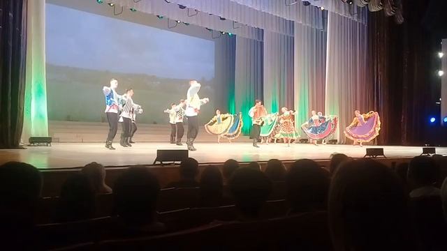 ансамбль енисейские зори смотреть онлайн