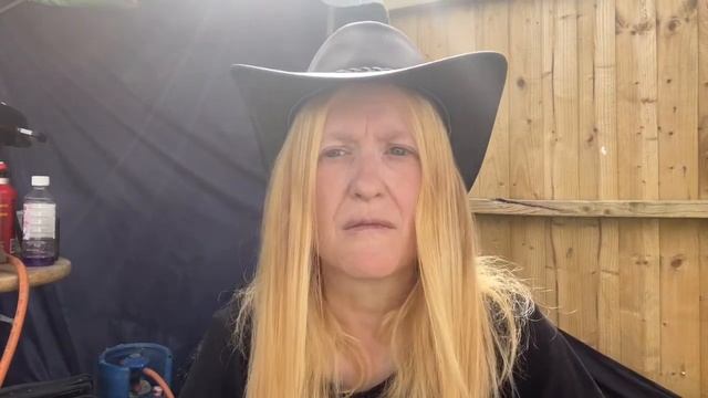 What is the Adventure Tales Project смотреть онлайн