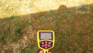 Поиск кабеля в земле трассоискателем