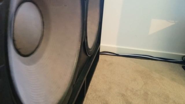 4 18" subwoofers in a bedroom on 5,600w RMS!! смотреть онлайн