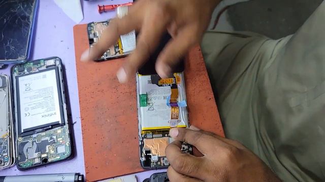Замена экрана Oppo A96 Screen Replacement Fix Your Cracked Screen! смотреть онлайн
