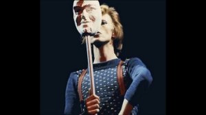 David Bowie....'Lady Grinning Soul'