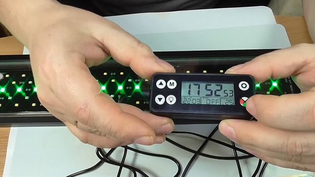 Светильник для аквариума. WRGB светильник полного спектра свечения. смотреть онлайн