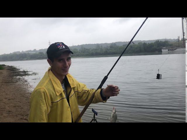 Фидер на Оке / Рыбалка в конце лета смотреть онлайн