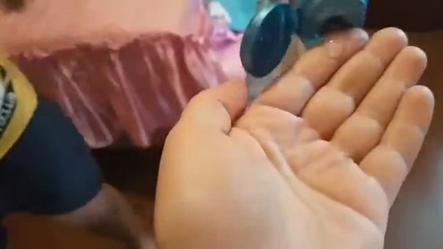 Ультразвуковая чистка лица ЧАСТЬ 1 смотреть онлайн