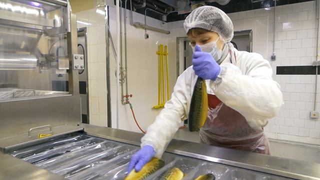Собственное рыбное производство компании Свит Лайф Фудсервис смотреть онлайн