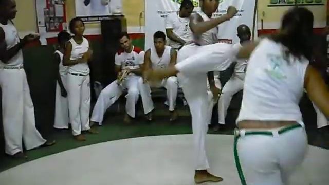 capoeira raizes negras m . washigton jalara m . atabaque